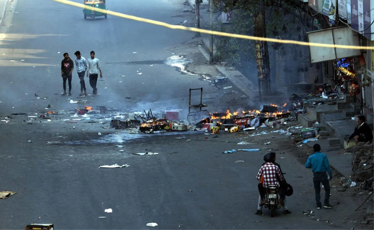 Hindistan\'da protestolarda ölenlerin sayısı 20\'ye yükseldi
