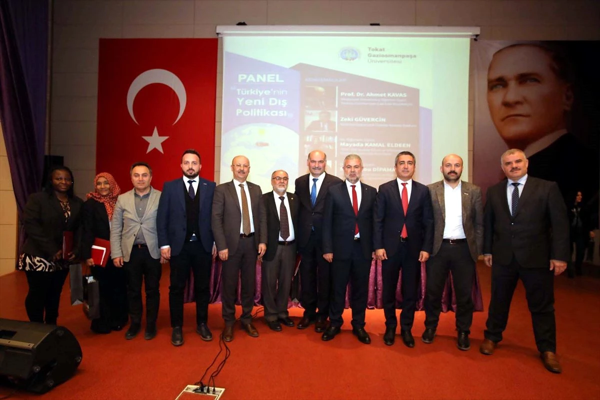 Tokat\'ta "Türkiye\'nin yeni dış politikası" paneli