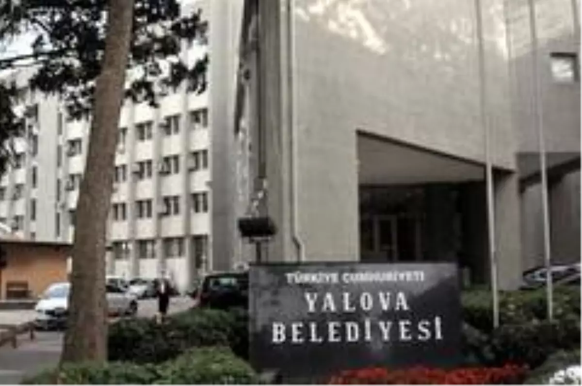 Yalova Belediyesi yolsuzluk soruşturmasında 3 kişi gözaltına alındı