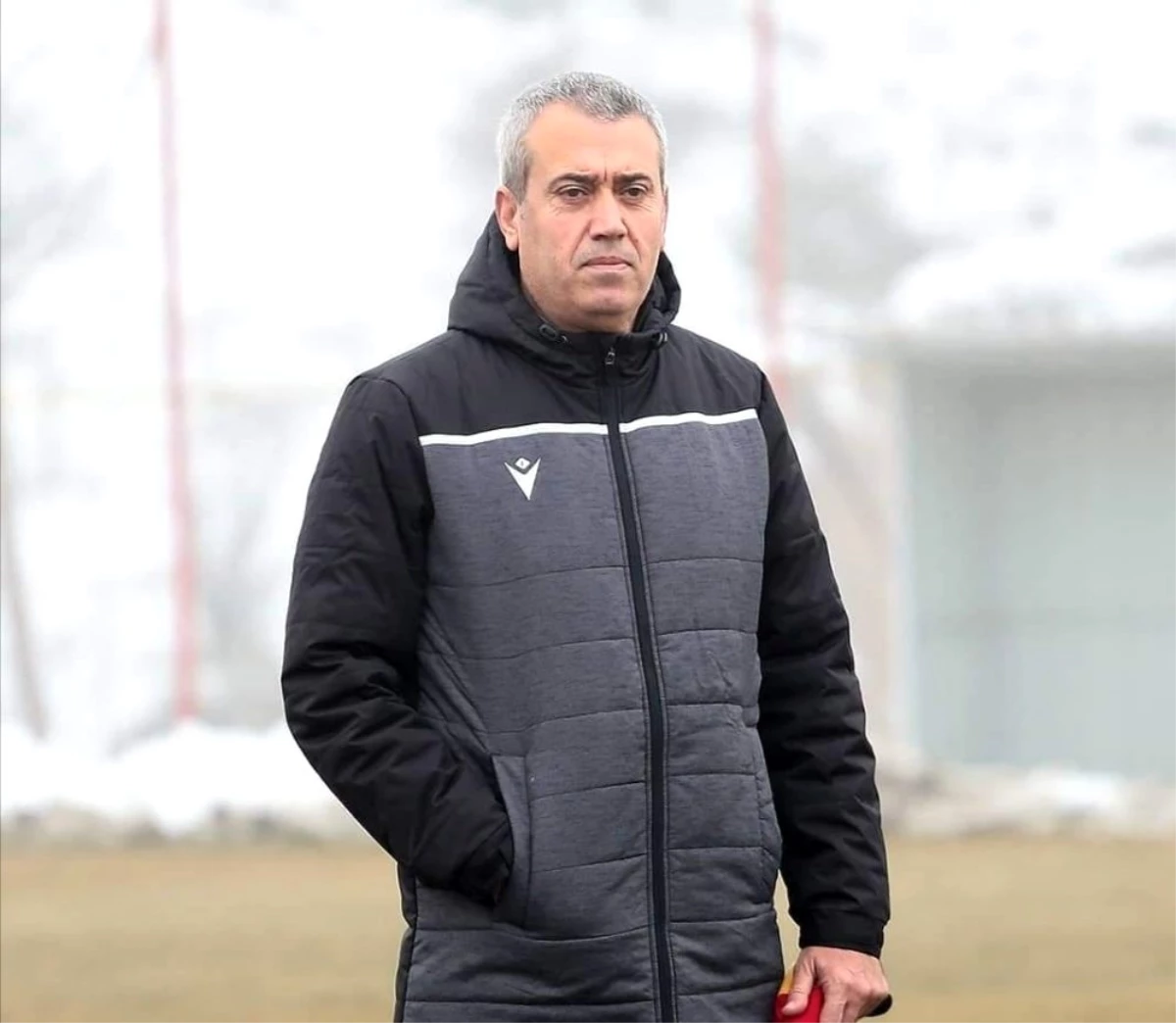 Yeni Malatyaspor\'da Özdeş\'i futbolcuları istifadan vazgeçirdi