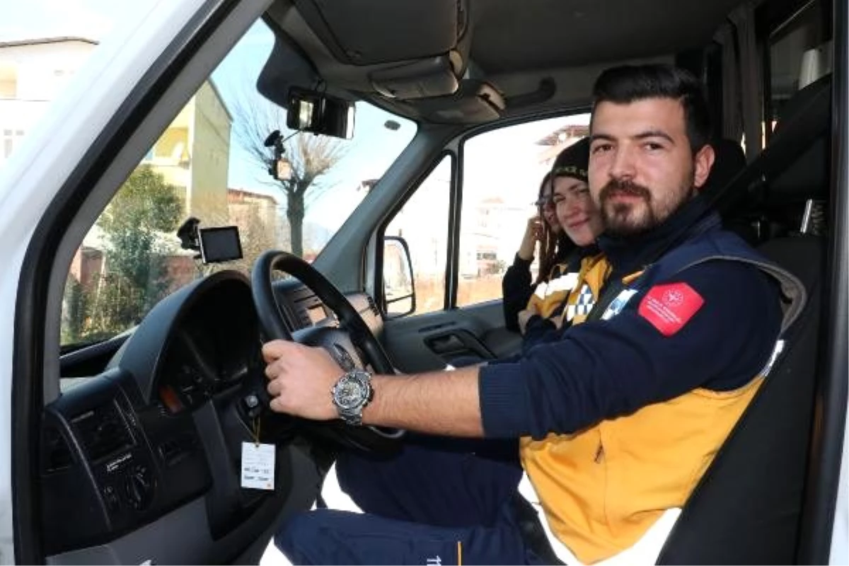 Ambulans şoförlerinin zamanla yarışı