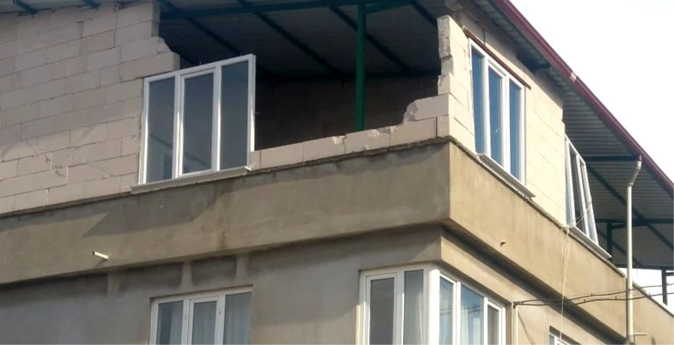 Bursa\'da lodos evin duvarlarını yıktı