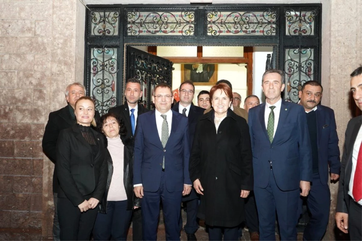 İYİ Parti Genel Başkanı Akşener, Gömeç ve Ayvalık\'ta