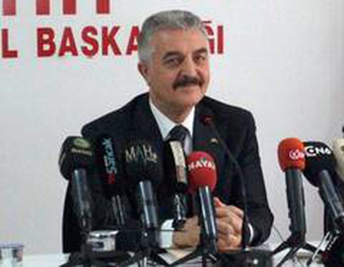 MHP\'li Büyükataman\'dan Avrupa\'daki ırkçı saldırılara tepki