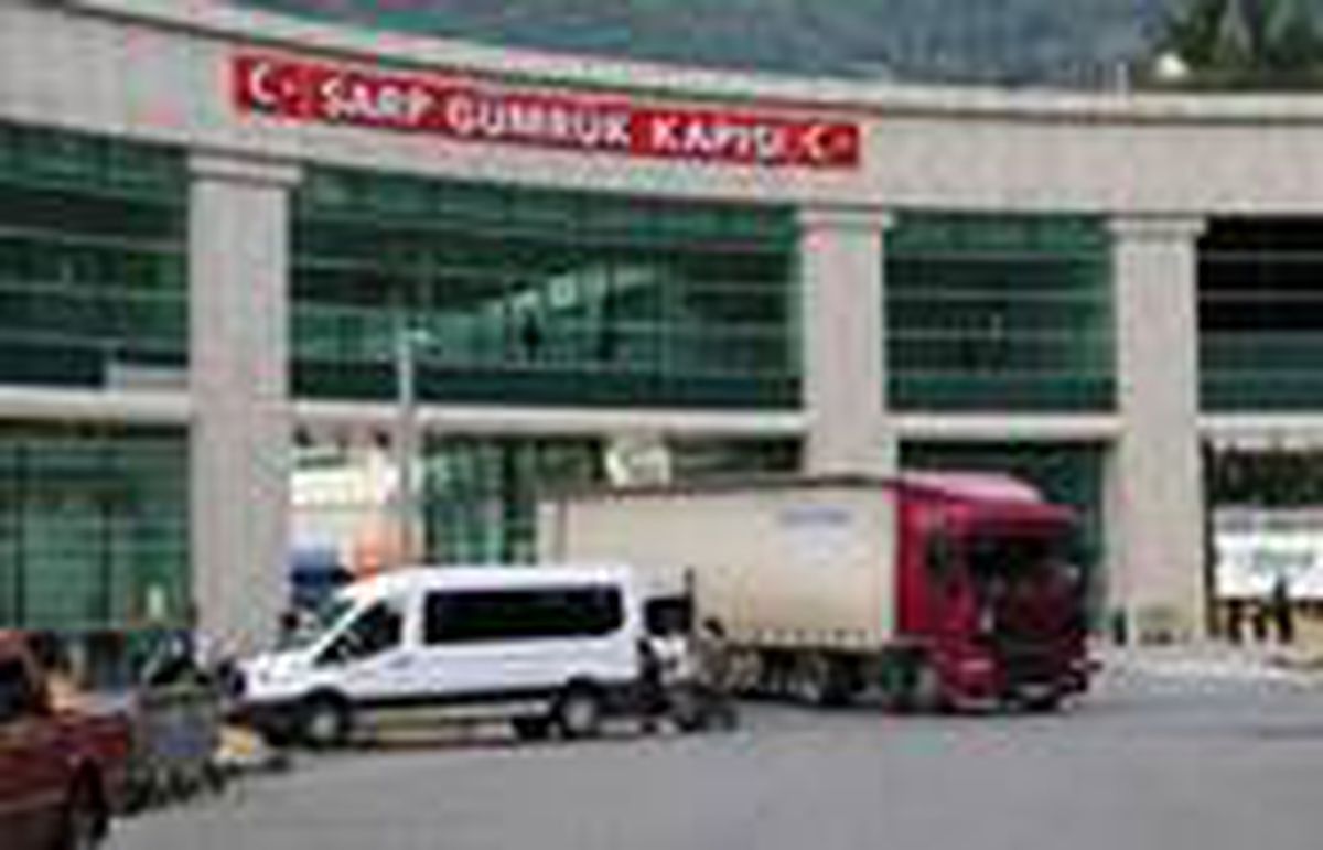 Sarp Sınır Kapısı\'nda koronavirüs önlemi