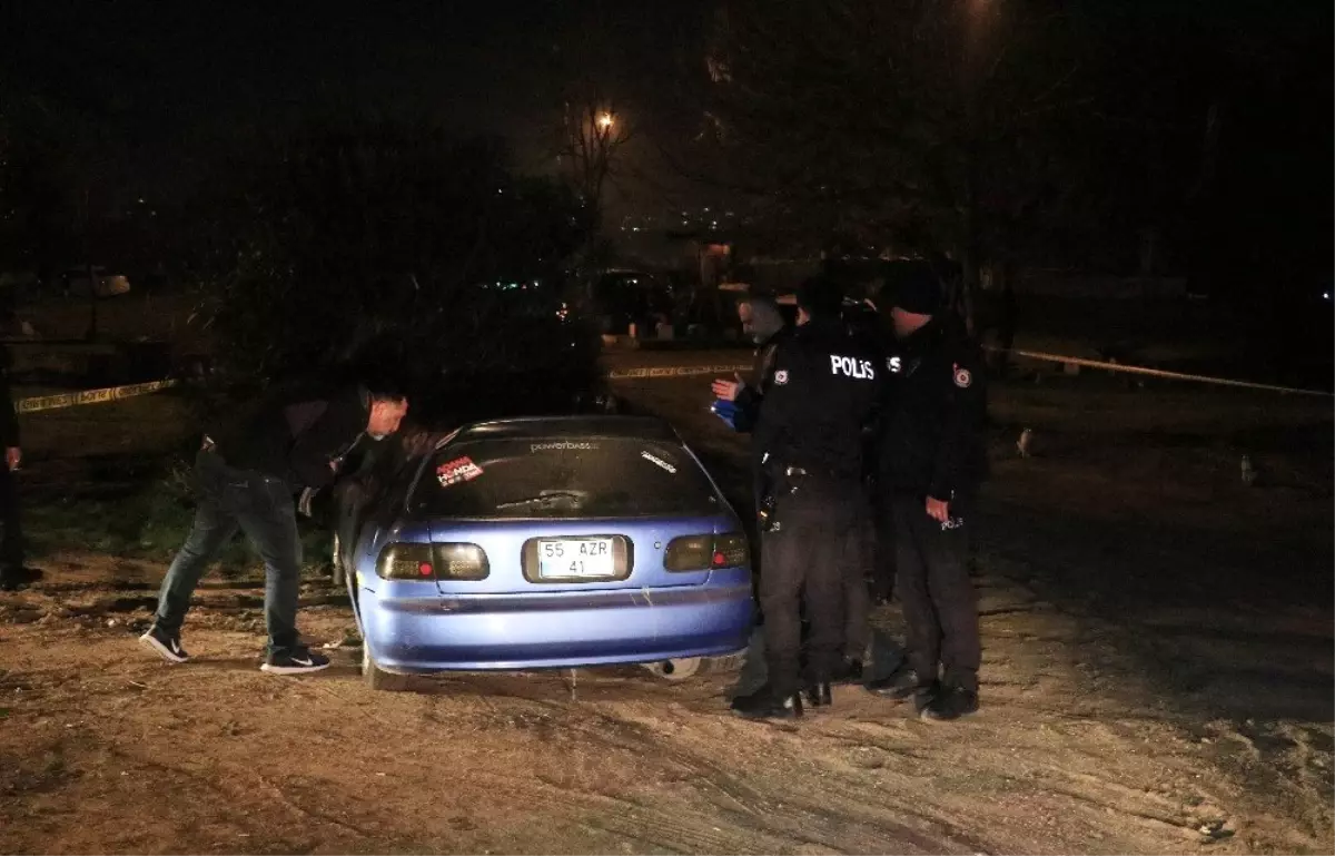 22 yaşındaki genç otomobilin arka koltuğunda ölü bulundu