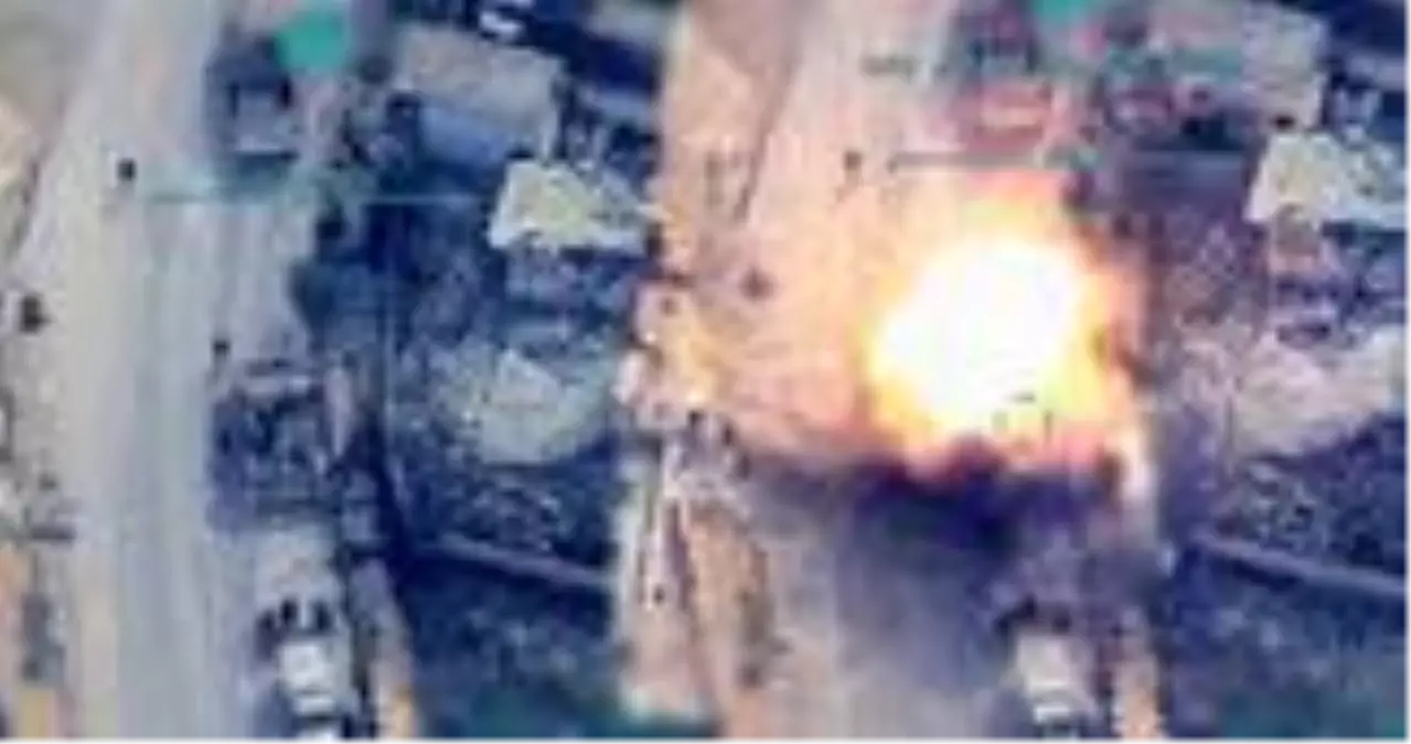 Son dakika: 33 şehit verdiğimiz hain saldırı sonrası, TSK\'nın Esed rejimini vurduğu anlar paylaşıldı