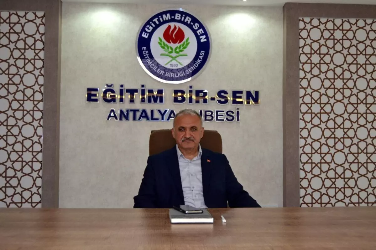 Eğitim Bir Sen Antalya Şube Başkanı Miran: "Gün birlik ve beraberlik günüdür"