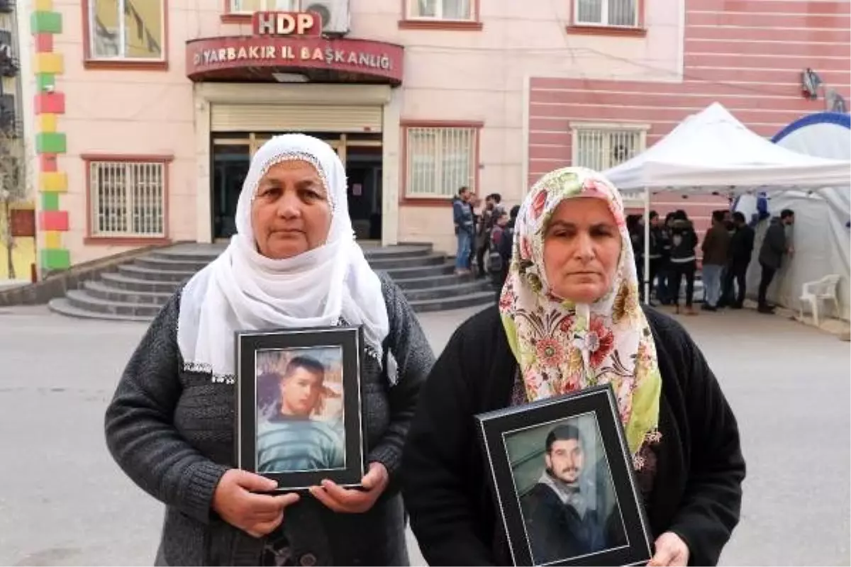 HDP önündeki eylemde 179\'uncu gün: Aile sayısı 104 oldu (2)