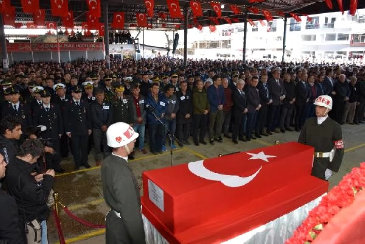 Antalya şehidini uğurladı (2)