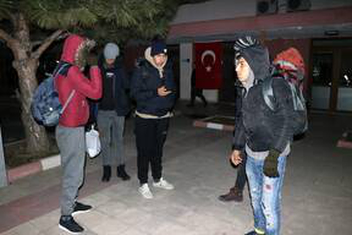Avrupa\'ya geçmek isteyen göçmenlerin Edirne\'ye gelişi devam ediyor