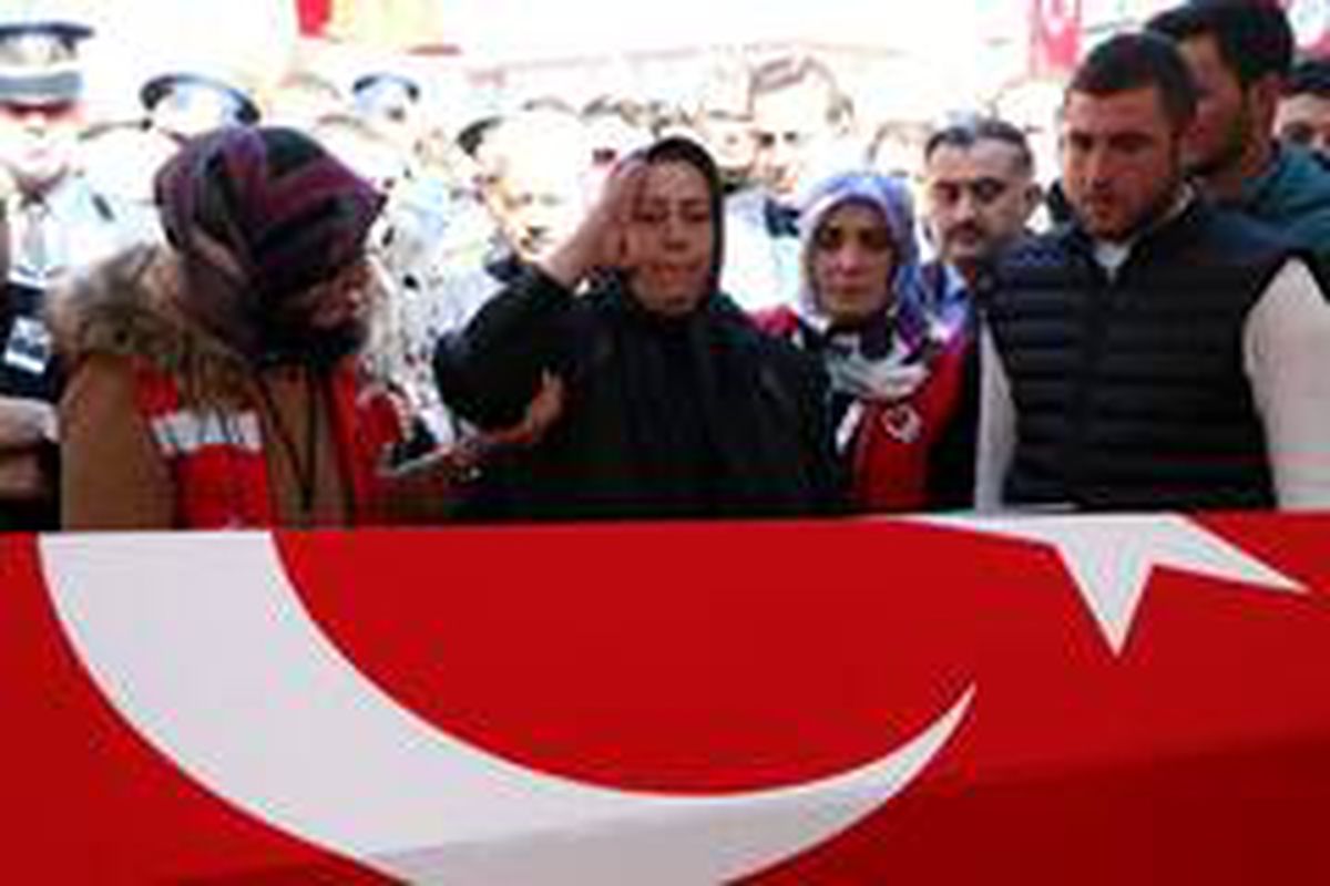 İdlib şehidi son yolculuğuna uğurlanıyor