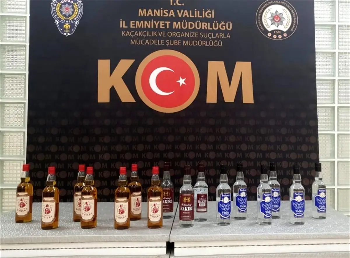 Manisa\'da kaçak içki operasyonunda 3 kişi gözaltına alındı