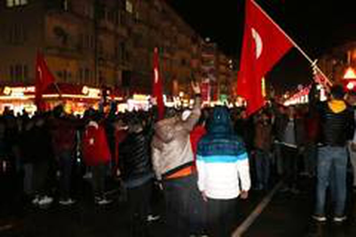 Niğdeliler İdlib şehitleri için yürüdü