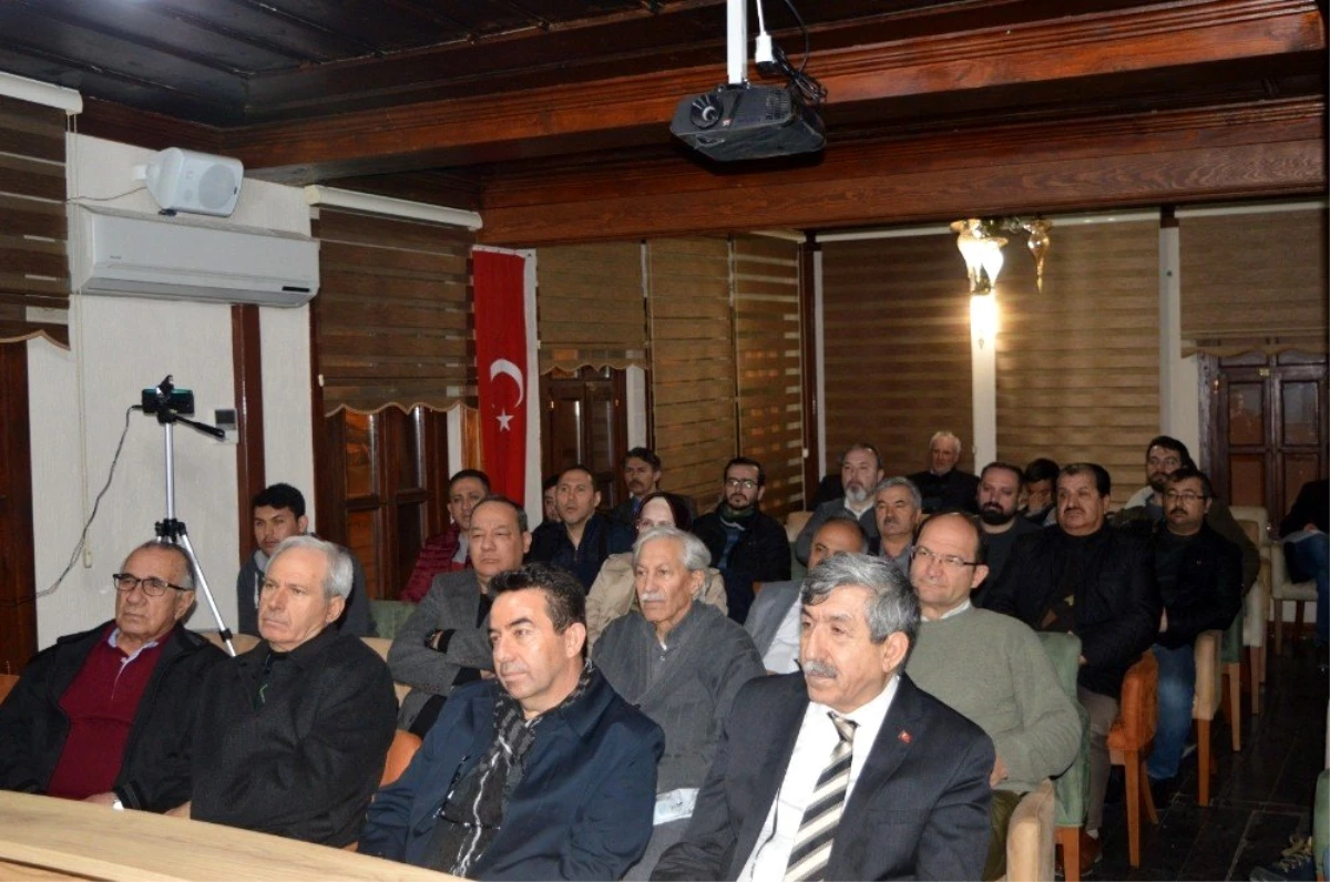 Prof. Dr. Yıldırım\'dan Eskişehir Türk Ocağı\'nda \'Kandil\' sohbeti konulu konferans