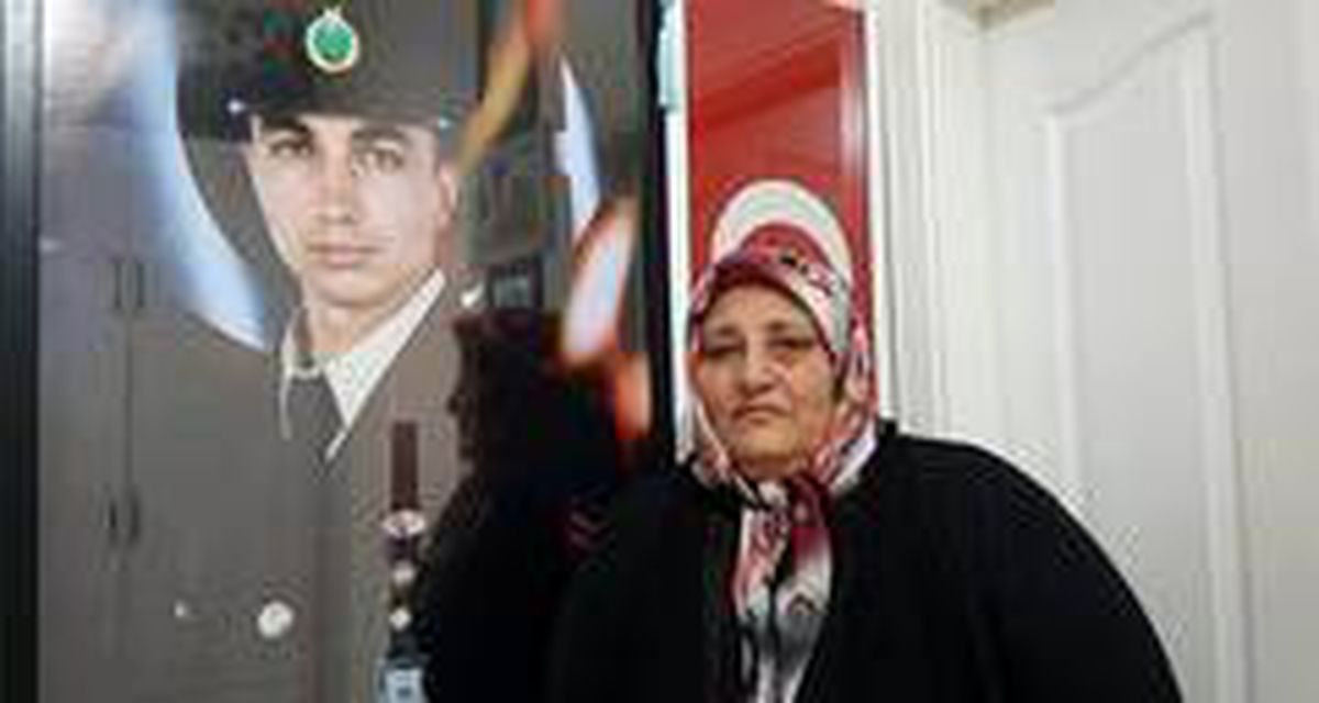 Şehit annesi İdlib şehitlerinin annelerine seslendi