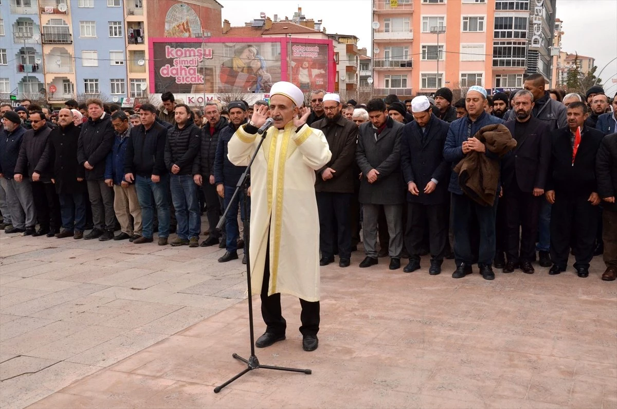 Türkiye Mehmetçik için tek yürek oldu