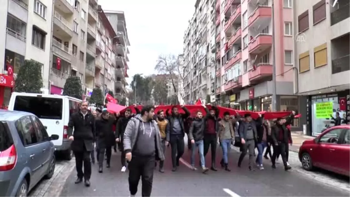 Türkiye Mehmetçik için tek yürek oldu