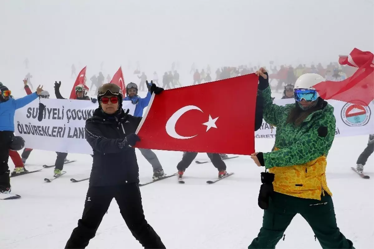 130 kayakçı şehitler için tek ses tek yürek oldu