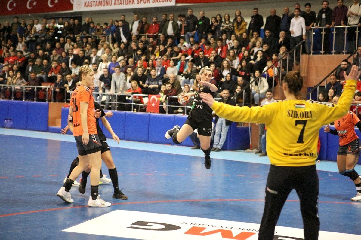 EHF Çeyrek Final: Kastamonu Belediyespor: 29 - Siofok: 38
