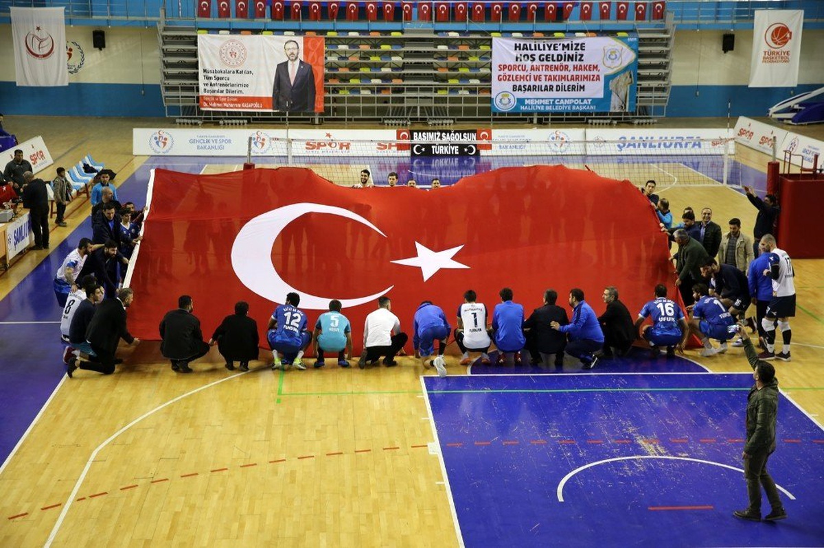 Haliliye Belediyespor\'dan kahraman Türk Ordusu\'na selam