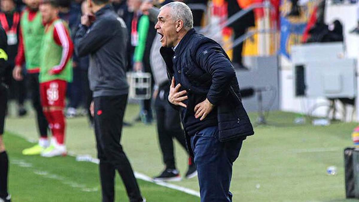 Sivasspor Teknik Direktörü Rıza Çalımbay\'dan Galatasaray yorumu!