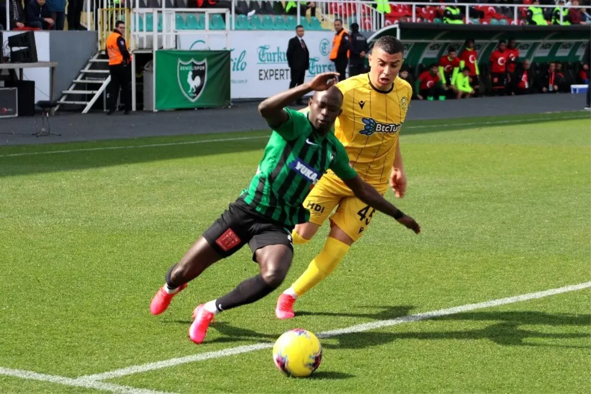 Süper Lig: Denizlispor: 1 - Yeni Malatyaspor: 0 (İlk yarı)