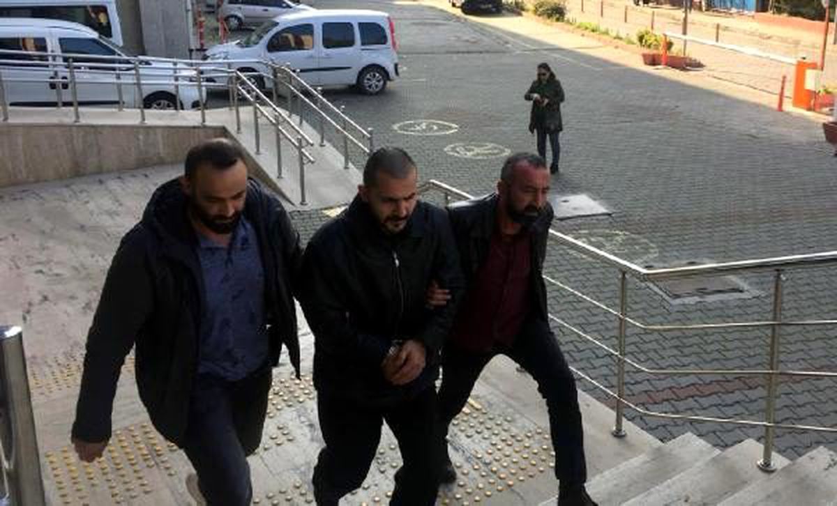 Ağabeyinin katilini bıçaklayan sanığın yargılanmasına devam edildi