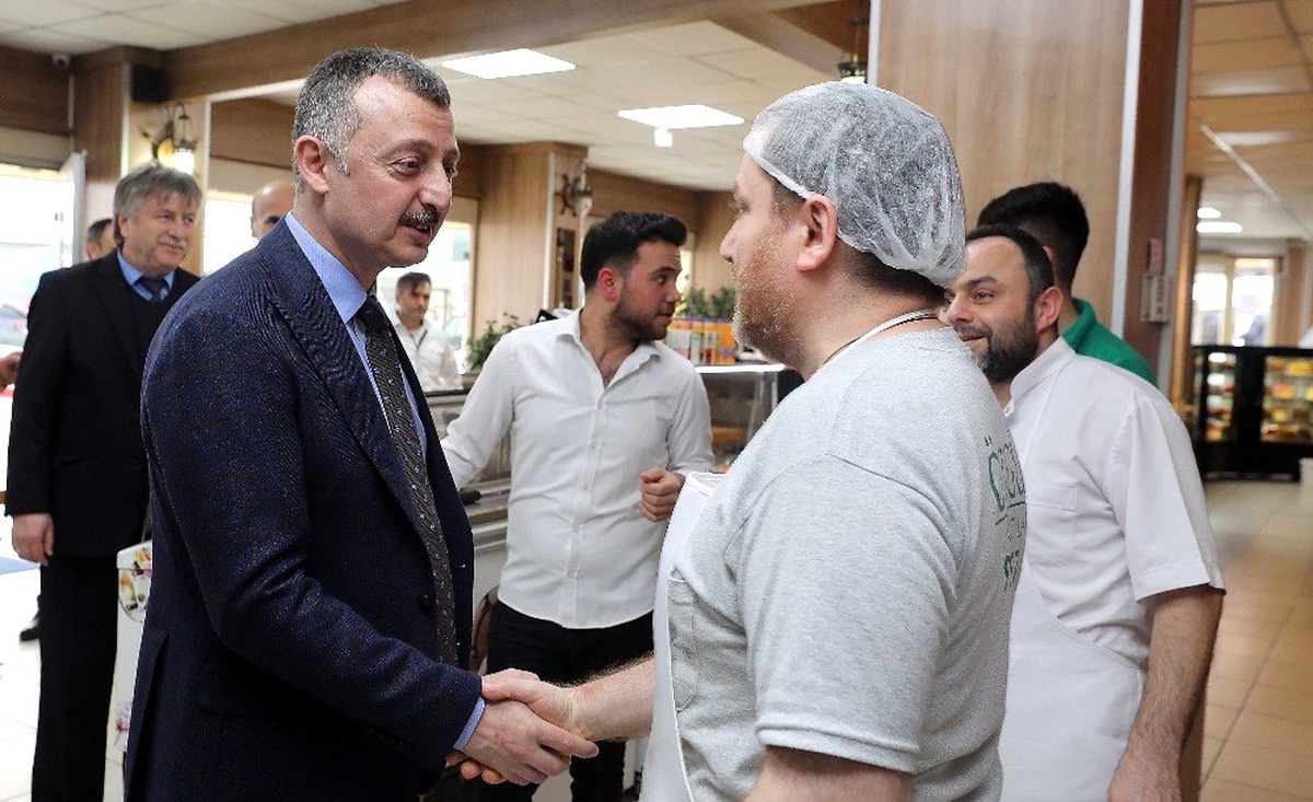 Başkan Büyükakın, Beylikbağı\'nda vatandaşlarla bir araya geldi