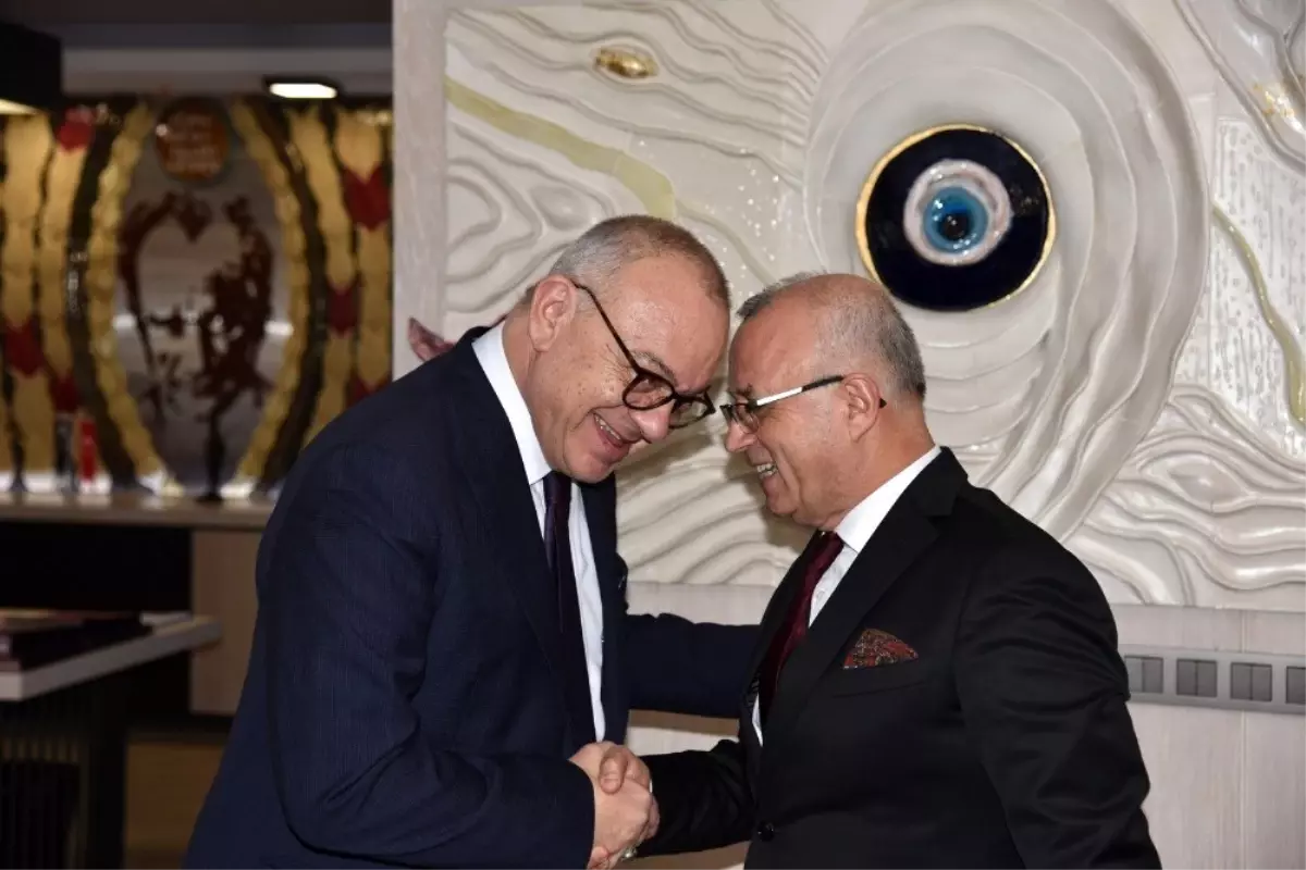 Başkan Ergün, MHP\'li belediye başkanlarını ağırladı
