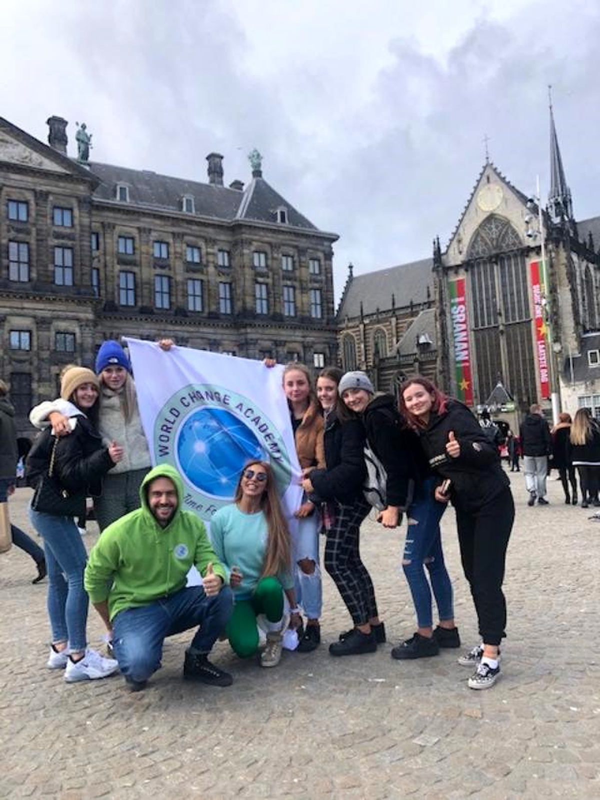 Dünya Değişim Akademisi 160. Merkezini Amsterdam\'da açtı