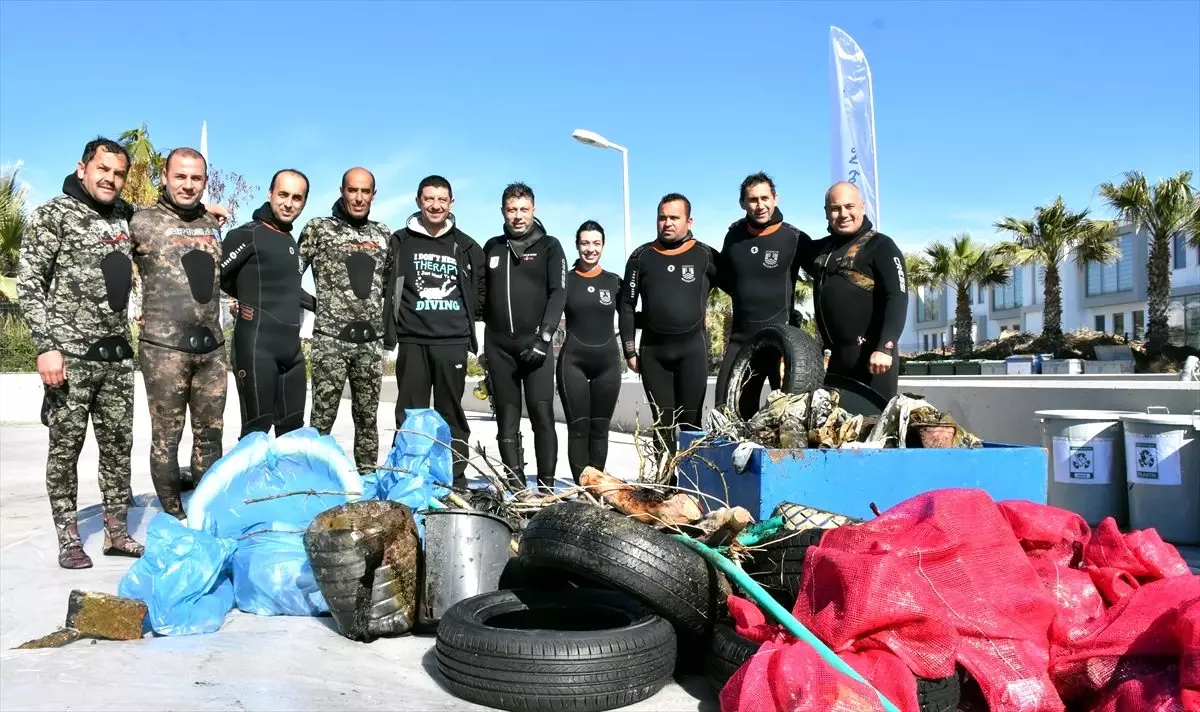 Gözde turizm merkezi Bodrum\'un mavi suları gönüllü dalgıçlara emanet