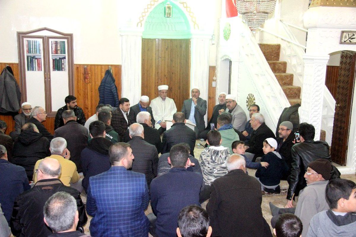 İdlib şehitleri için mevlit okutuldu, lokma dağıtıldı