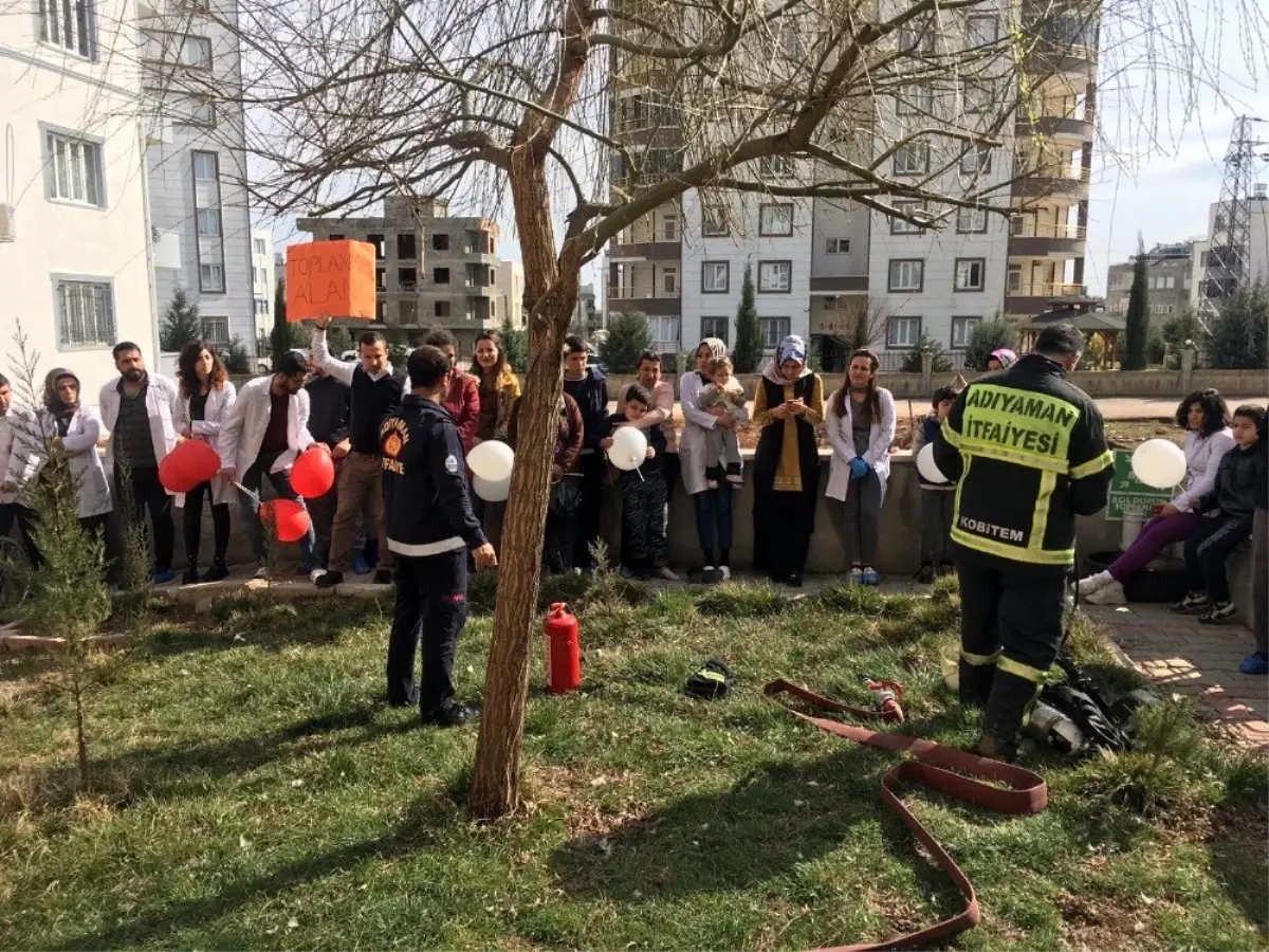 İtfaiye ekipleri okullarda tatbikata devam ediyor