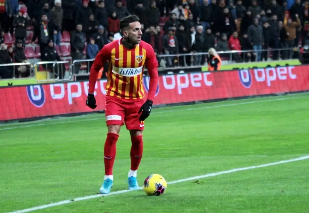 Kayserispor\'da Lopes kadrodan çıkarıldı