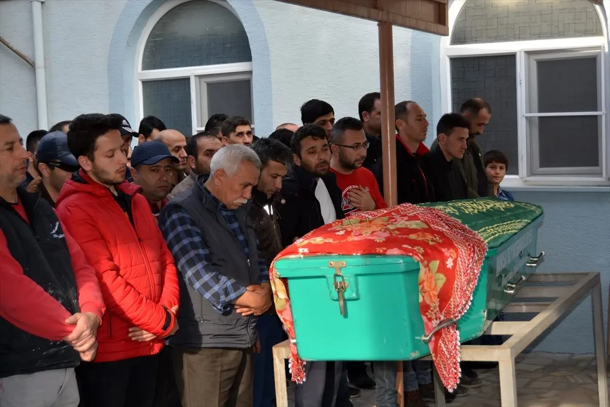 Manisa\'da 11 yaşındaki kız kalp krizi sonucu öldü