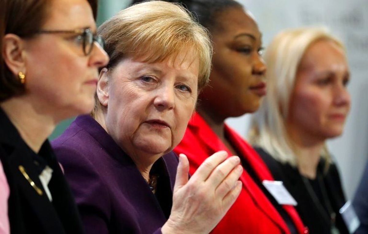 Merkel: Türkiye\'nin mülteciler üzerinden AB\'ye baskı yapması kabul edilemez