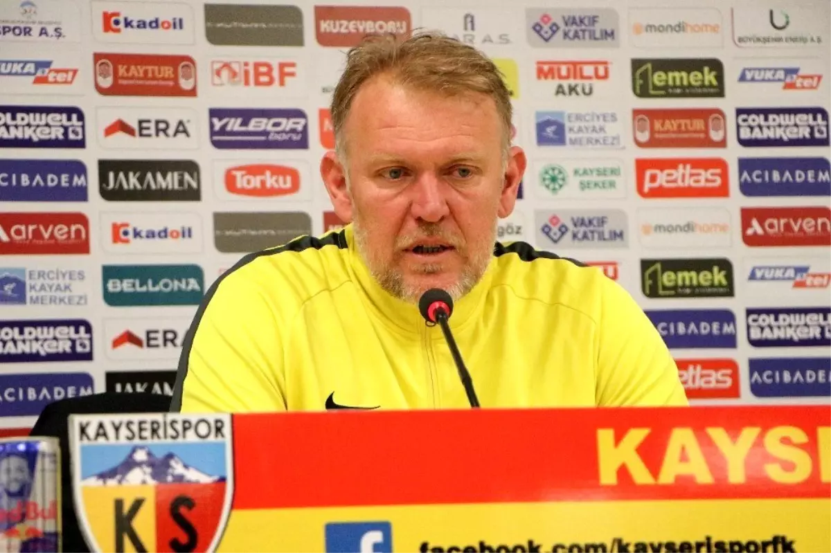 Prosinecki: "Bu 3 puanla ligde kalma adına iyi bir iş yaptık"