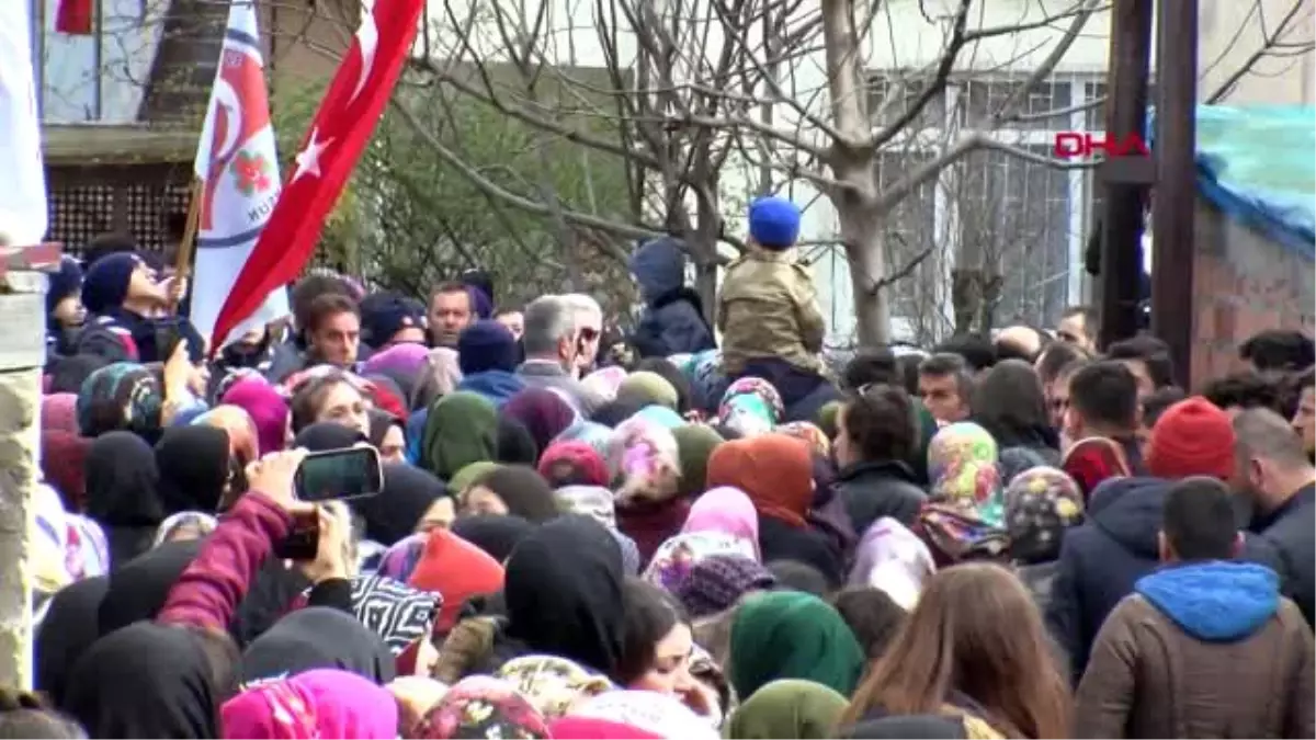 Samsun şehit dayısının aldığı askeri üniformayı üzerinden çıkarmıyor