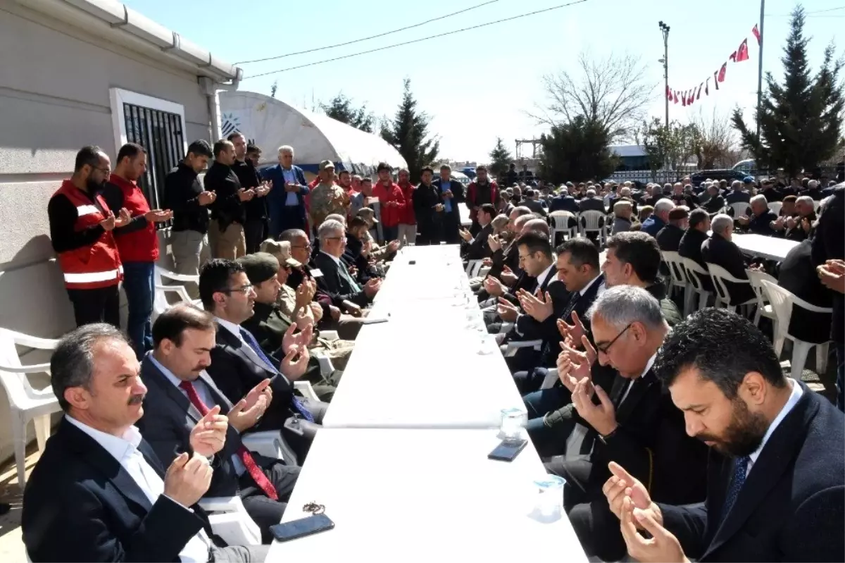 Şehit Uzman Onbaşı Mehmet Orhan, şehadetinin 3. gününde mevlit-i şerifle anıldı