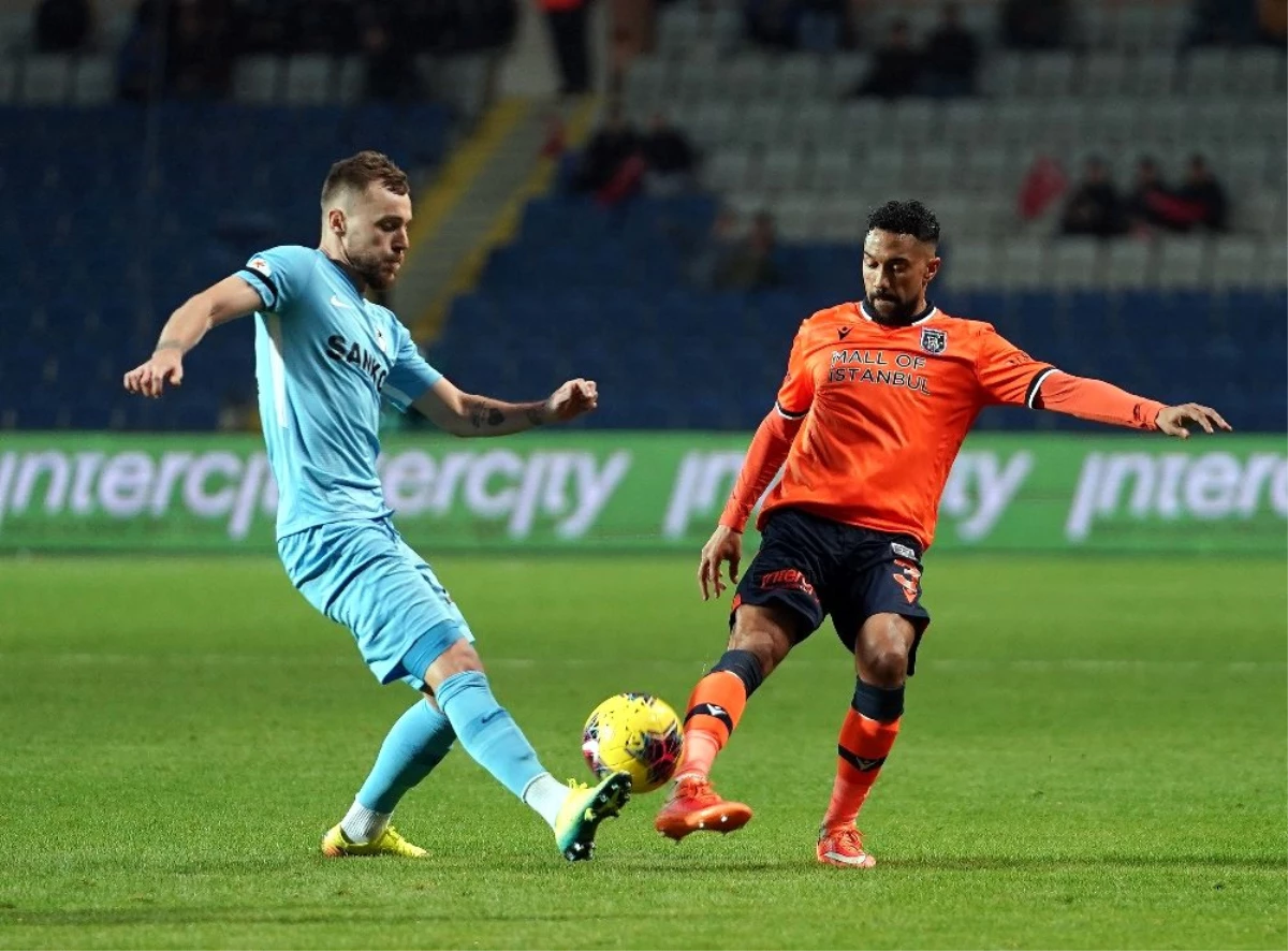 Süper Lig: Medipol Başakşehir: 3 - Gaziantep FK: 1 (Maç sonucu)