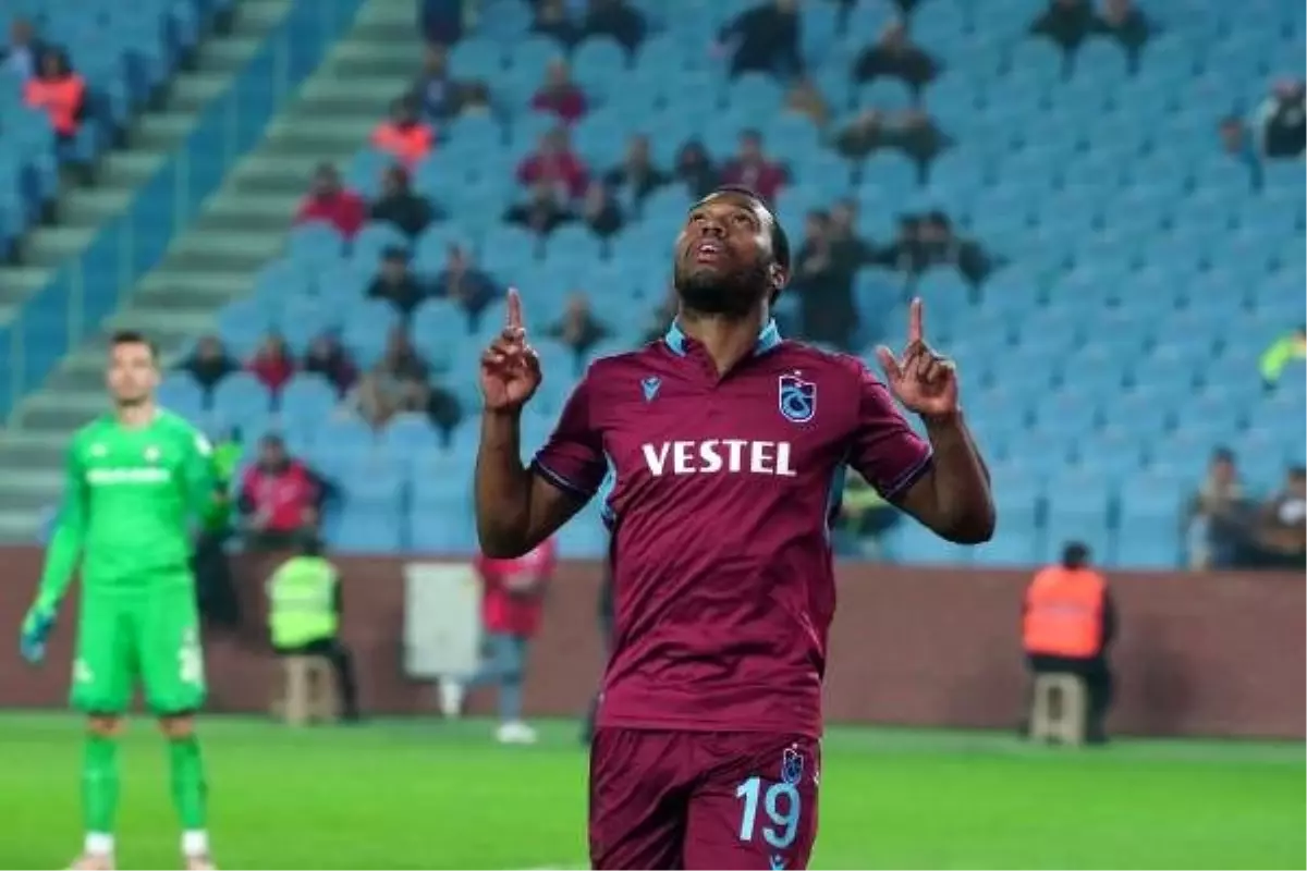 Trabzonspor, Sturridge ile yollarını ayırdı