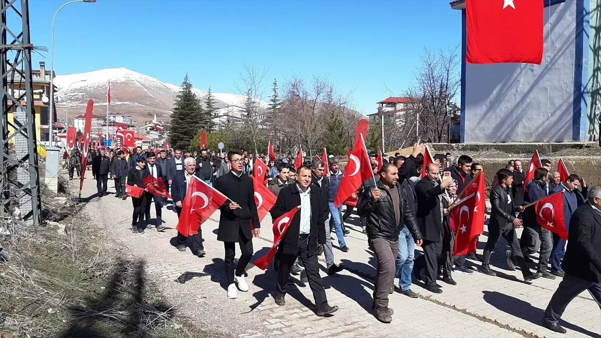 Türkiye Mehmetçik için tek yürek oldu