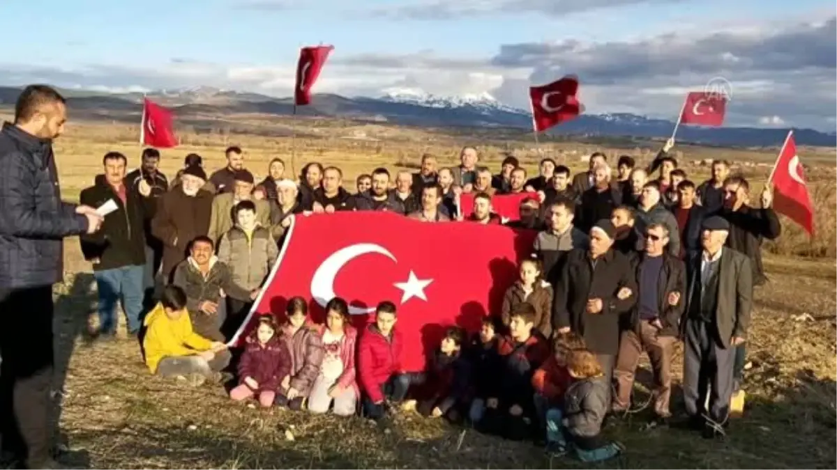 Türkiye Mehmetçik için tek yürek oldu