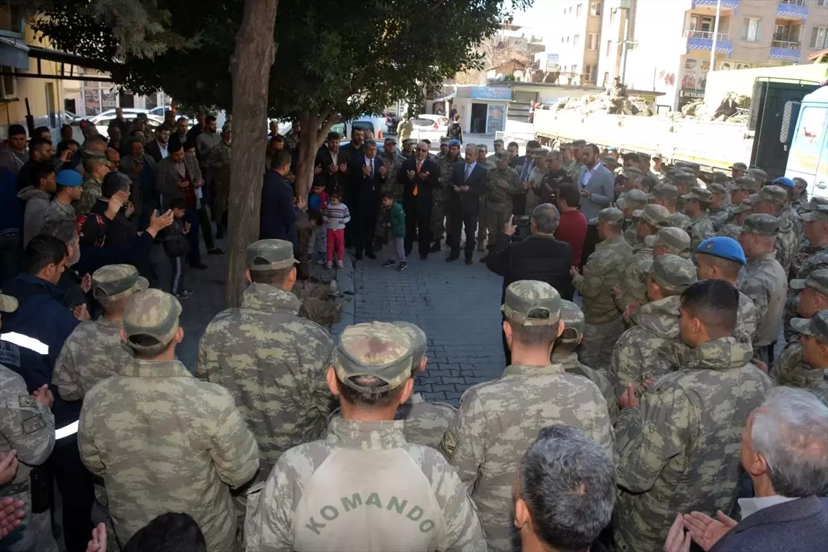 Türkiye Mehmetçik için tek yürek oldu