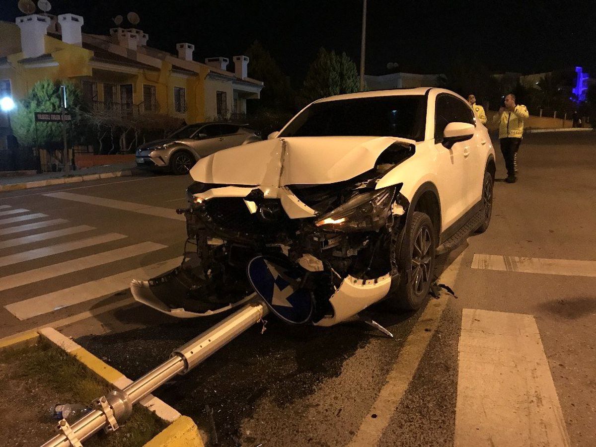 300 bin liralık araç perte çıktı, hava yastığı bile patlamadı