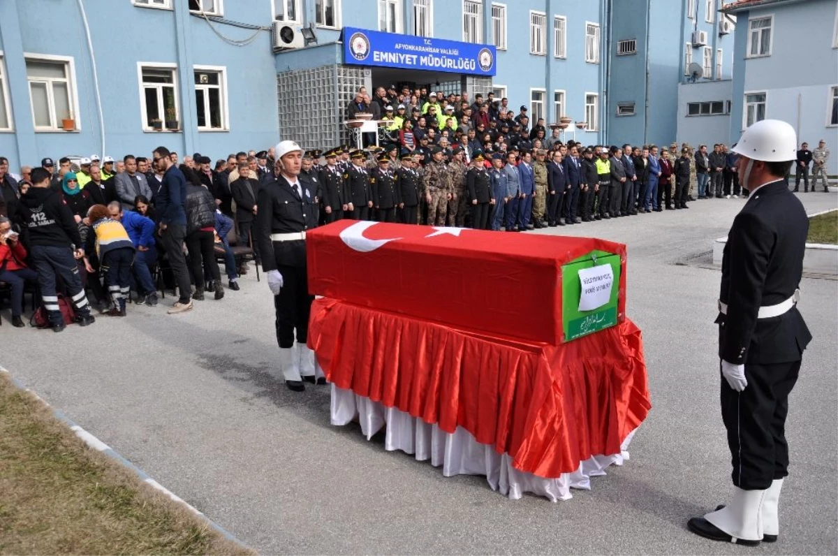 Afyonkarahisar\'da hayatını kaybeden polis memuru için tören düzenlendi