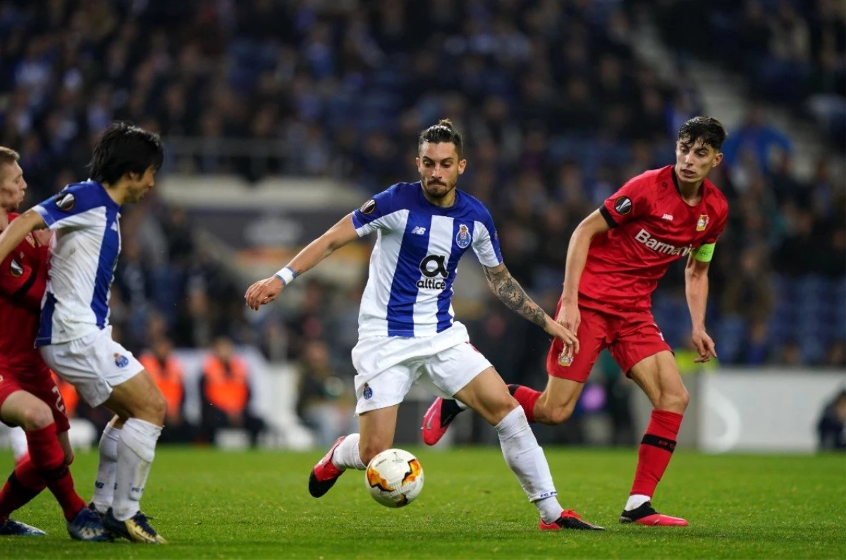 Alex Telles Chelsea\'ye transfer olursa, Galatasaray satıştan pay alacak