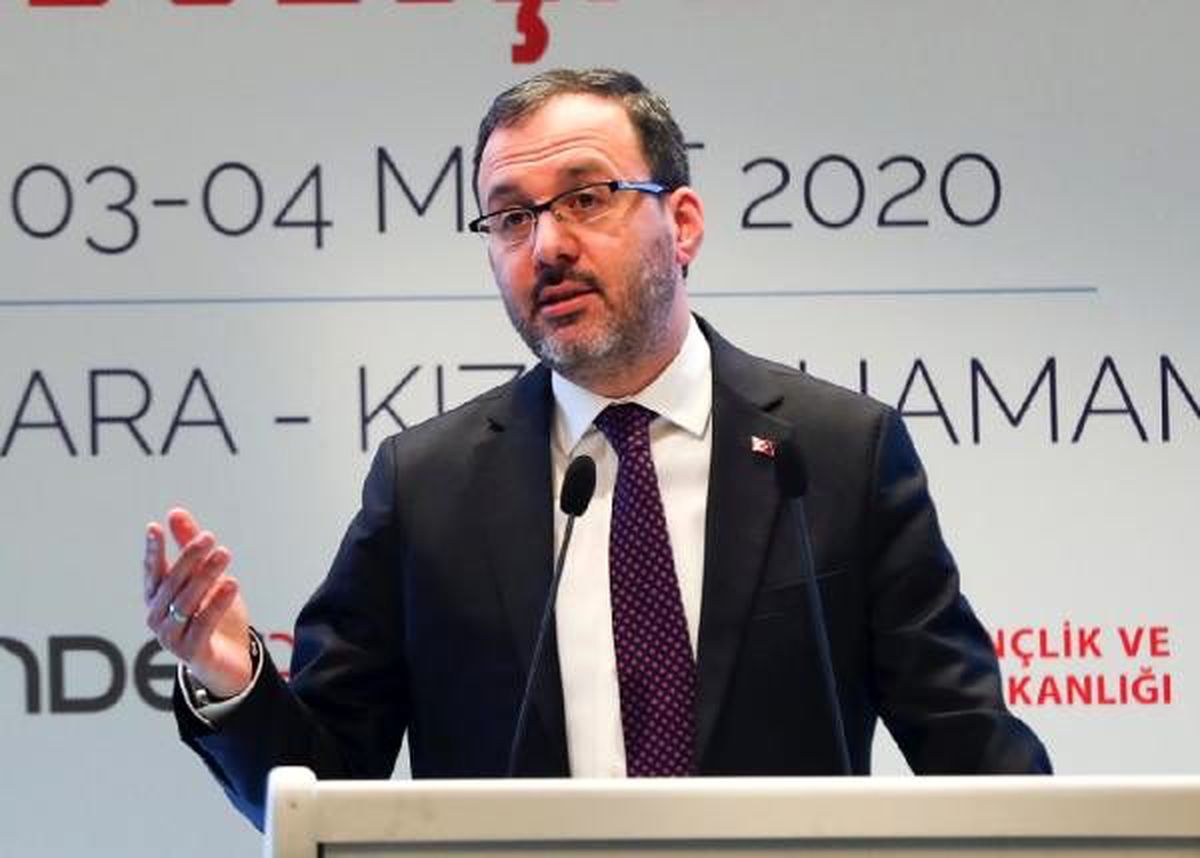 Bakan Kasapoğlu: Türkiye gelecek hedeflerine yürürken en büyük güvencemiz gençlerimizdir