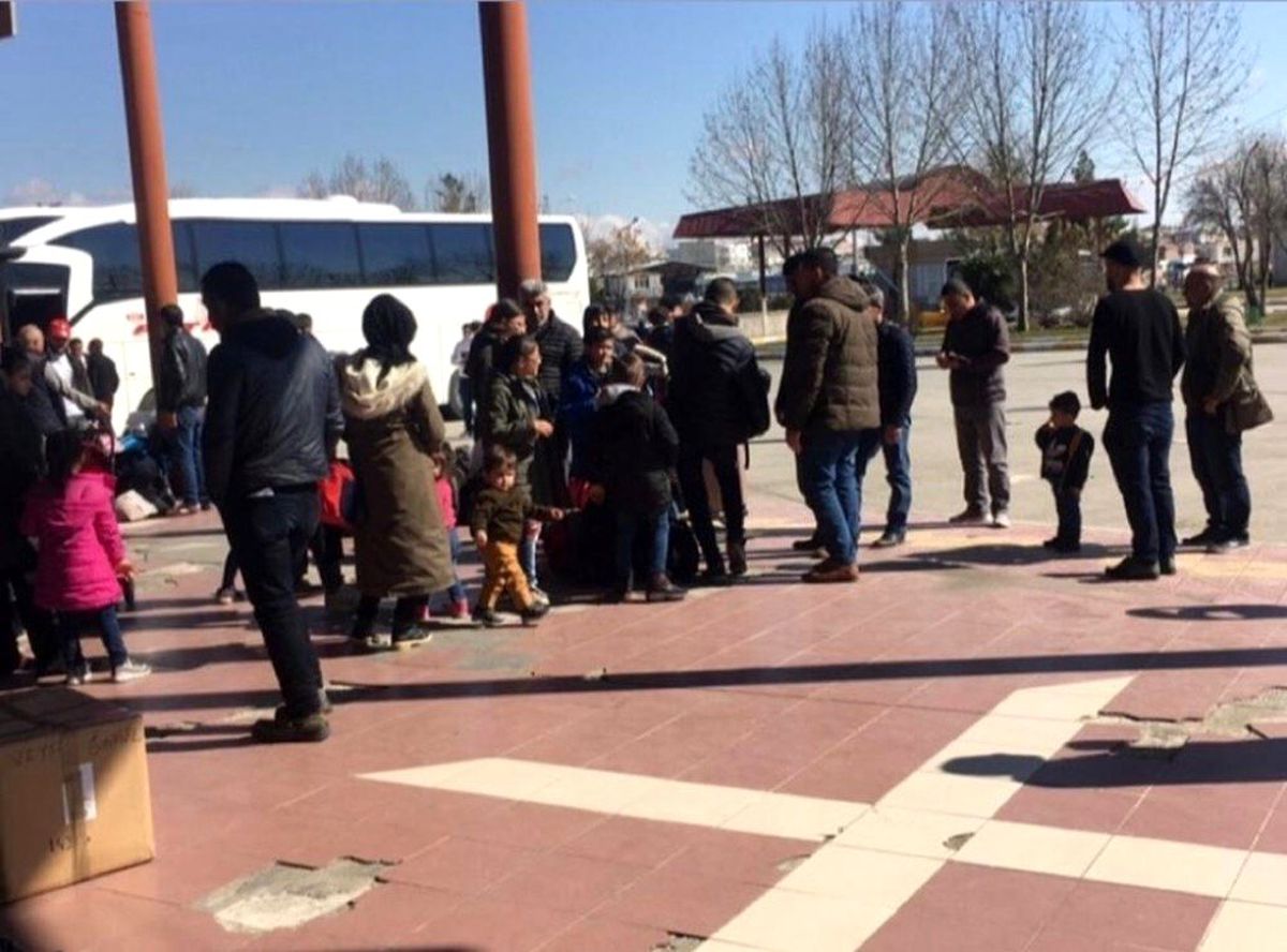 Batman\'da mülteciler terminallere akın etti